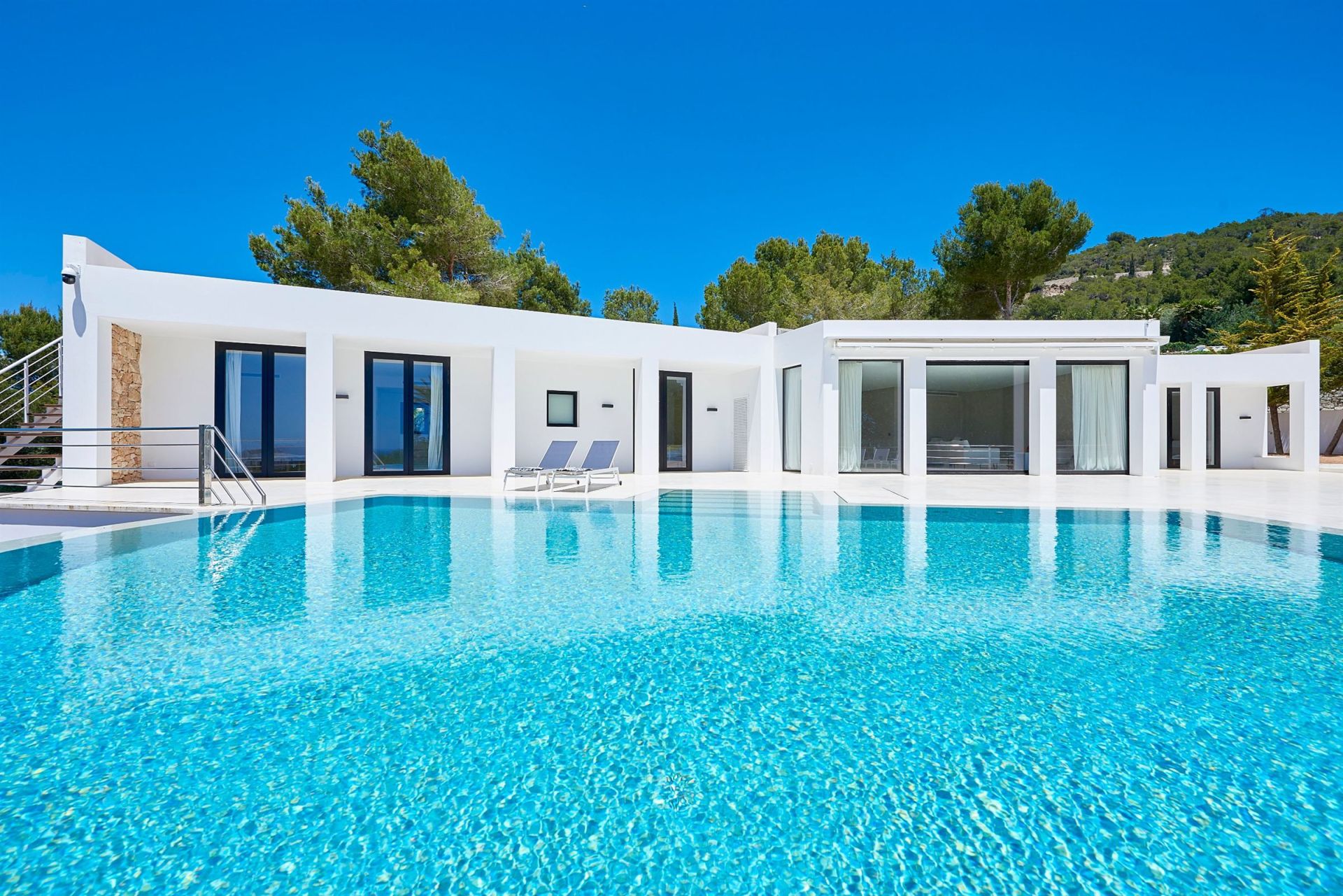 Sale Villa Ibiza 7 rooms 383 m² - Côte d'Azur Sotheby's International